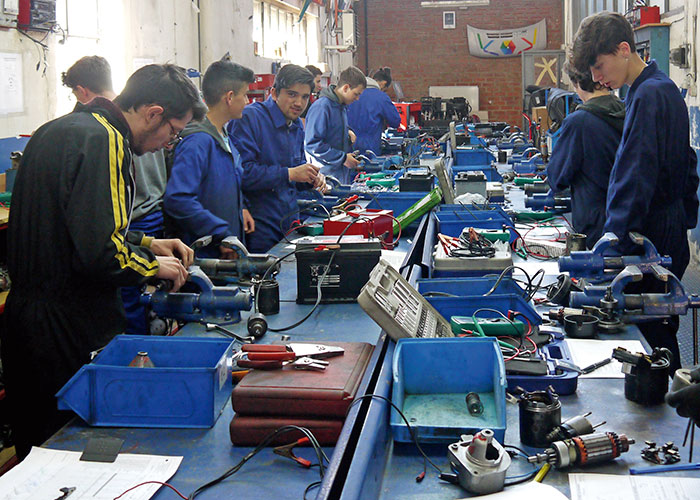 La Escuela Profesional san Francisco de León cumple 50 años