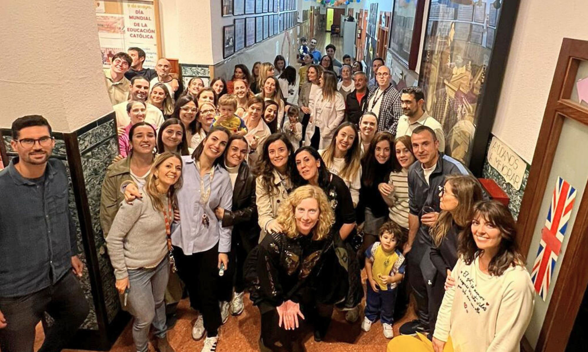 El nacimiento de Jesús en los  pasillos del corazón. Un encuentro de fe y comunidad escolar